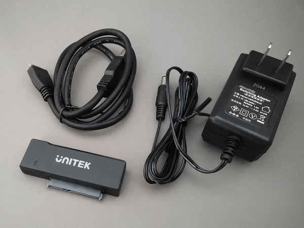 UNITEK「SATA-USB3.0変換アダプター」レビュー